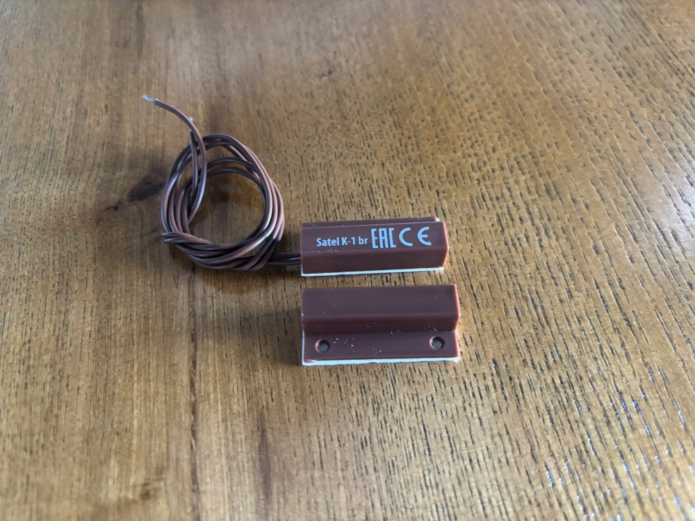 Công tắc từ lắp nổi Satel - K-1 BR slide 1