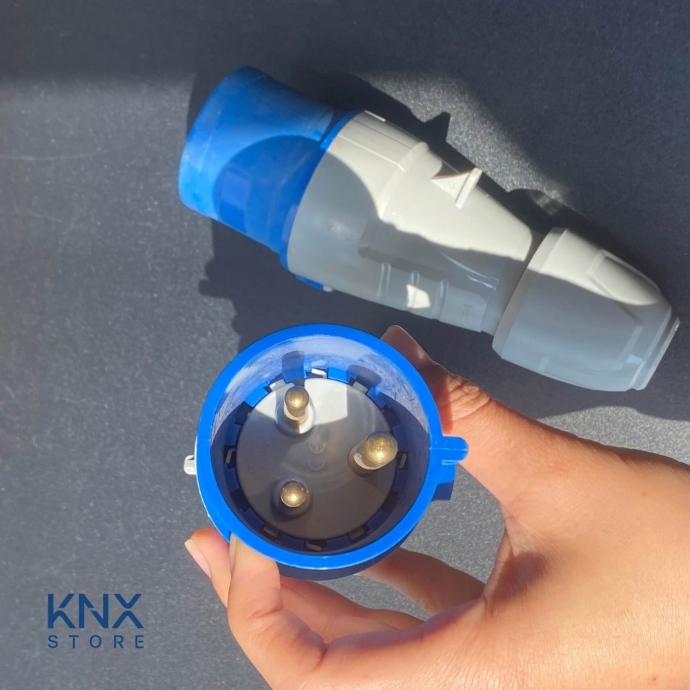 Phích cắm công nghiệp IP44 32A 2P+E Legrand - 555234 slide 4