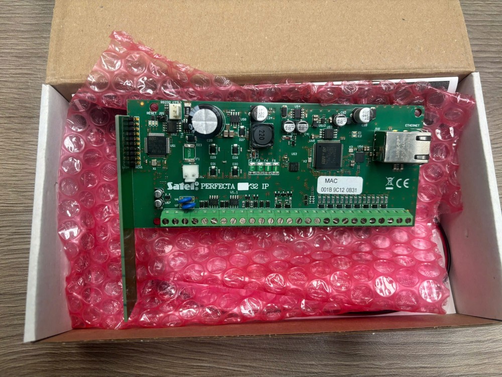 Bảng điều khiển an ninh 32 zones Satel - PERFECTA-IP 32-WRL slide 4