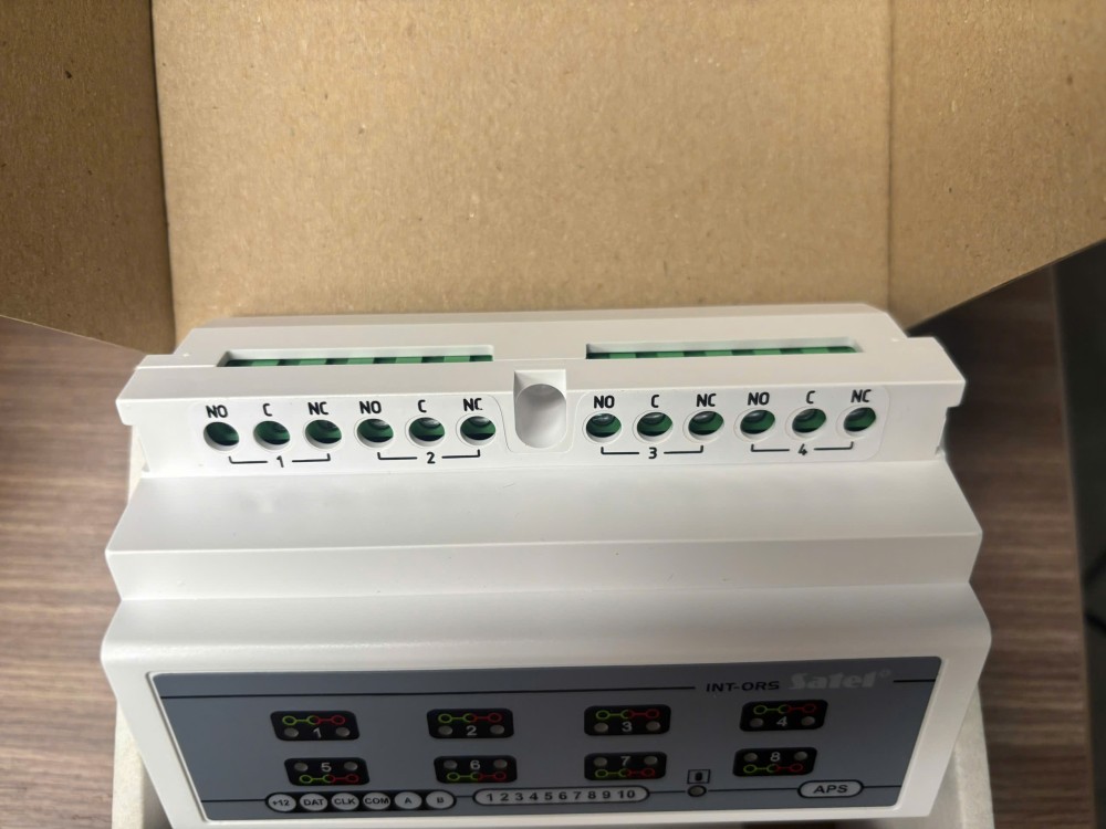 Mô-đun mở rộng ngõ ra lắp thanh DIN Satel - INT-ORS slide 2