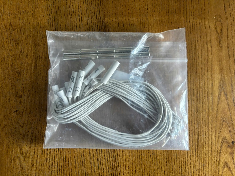 Set 10 bộ công tắc từ gắn chìm cho cửa Satel - B-2S slide 3
