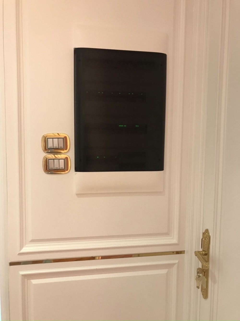 Tủ điện âm tường 54 module Practibox S Legrand - 137158 slide 4