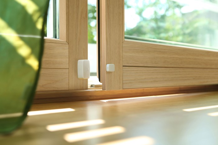 Cảm biến cửa chính và cửa sổ Eve Door & Window 2
