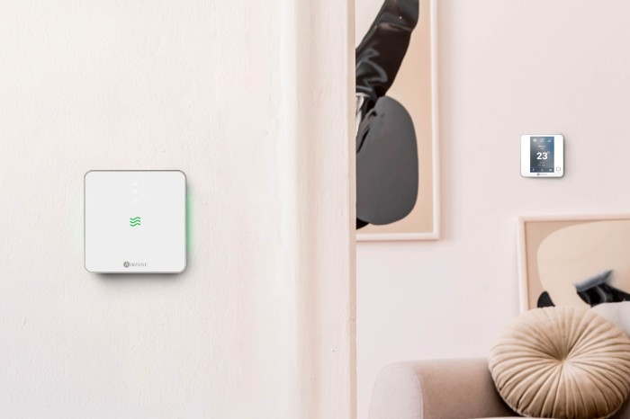 Thermostat Airzone – thiết bị điều khiển thông minh từng khu vực