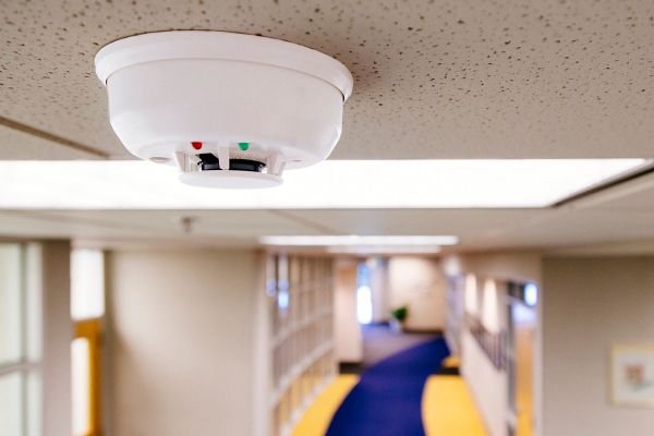 Các loại thiết bị báo cháy phổ biến bao gồm những loại nào?