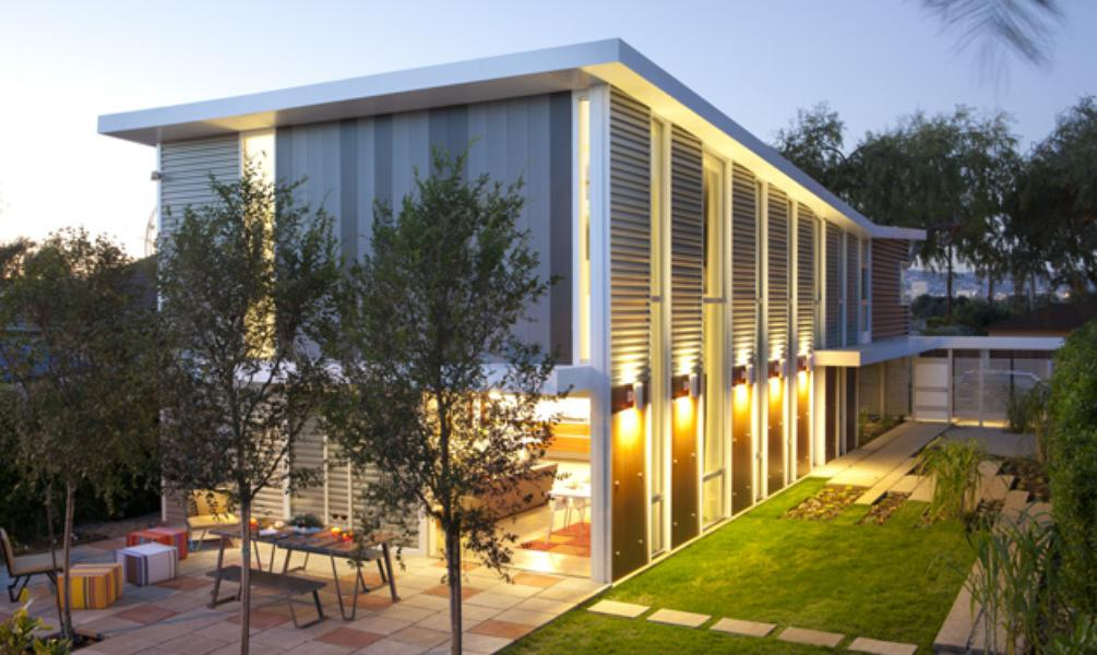 Ngôi nhà đổi màu duy nhất ở Los Angeles